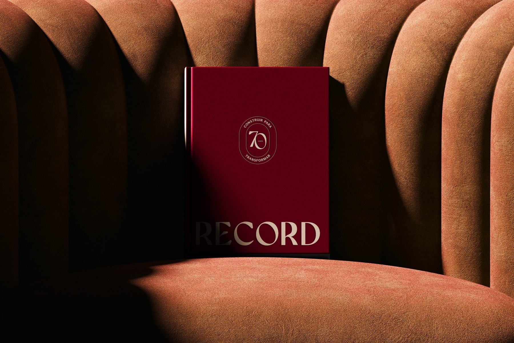 Livro comemorativo dos 70 anos da Record